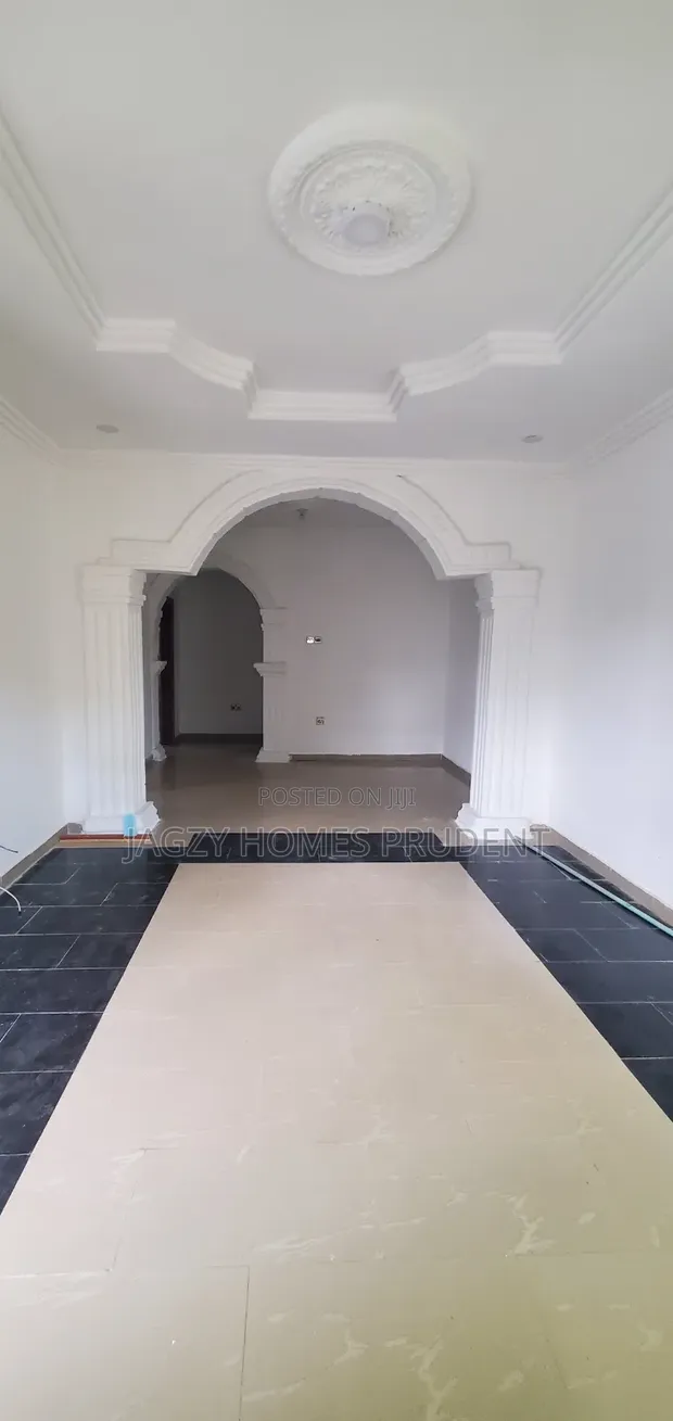 2 Bedroom Apartment for Rent in Seaside Estate, Ado/Ajah - 1