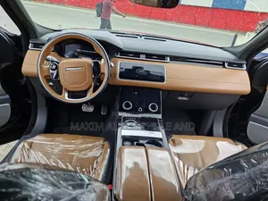 2018 Range Rover Velar Black