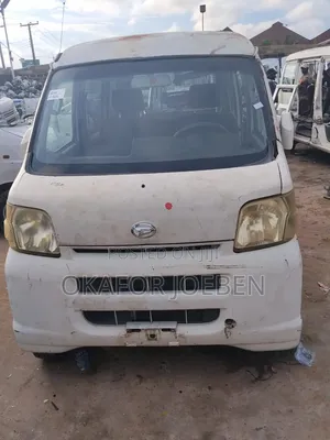2010 Daihatsu Hijet White
