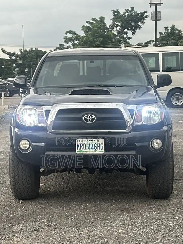 2009 Toyota Tacoma Double Cab V6 Automatic - 1
