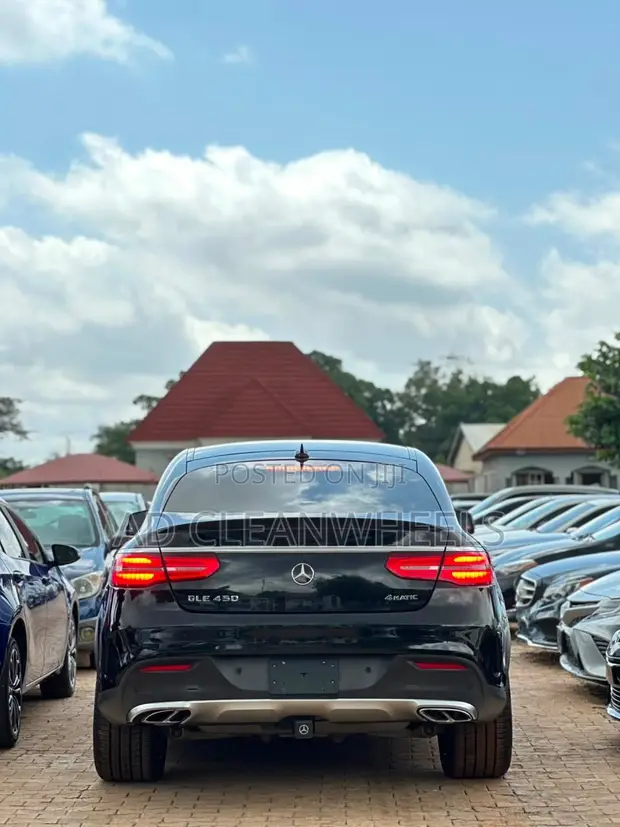2017 Mercedes-Benz GLE 400 4MATIC AMG Trim - 1
