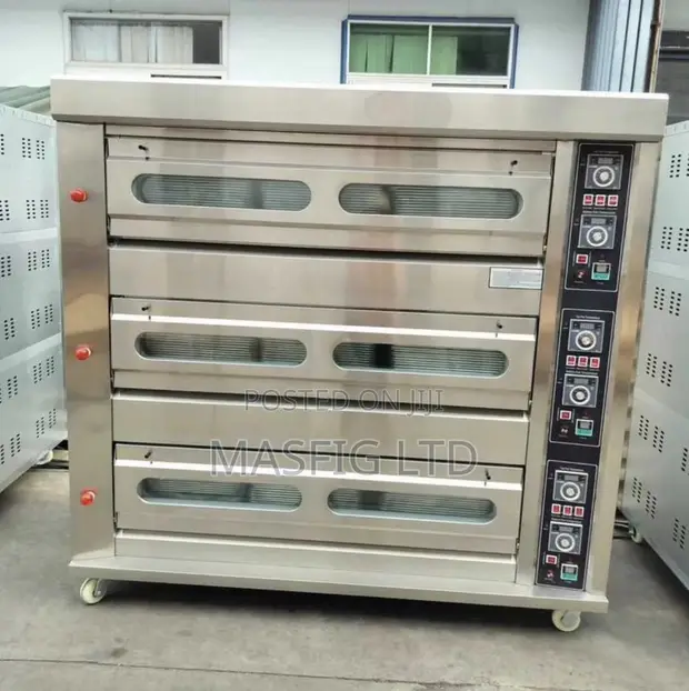 3 Deck 9 Tray Gas Deck Oven - Commercial Bakery Equipment - 1