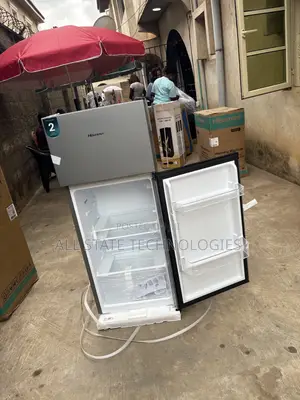 Hisense 124L Top Freezer Refrigerator REF172DR