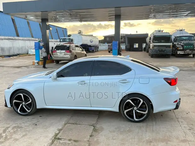 Lexus IS 250 2008 White - 1