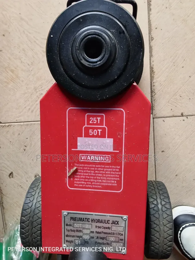 25-50 Ton Pneumatic Hydraulic Jack - 1