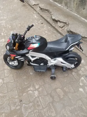 Dankalin Lantarki na Yara na Aprilia