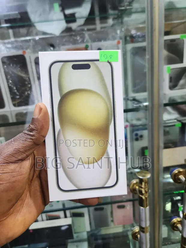 New Apple iPhone 15 128GB Yellow - 1