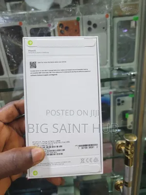 New Apple iPhone 15 128GB Yellow