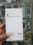 New Apple iPhone 15 128GB Yellow - 3