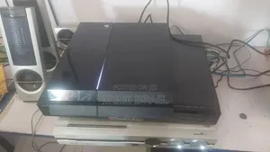 Clean UK Used PS4 - 500GB