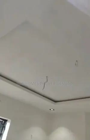 Furnished 1-Bedroom Bedsitter for Rent in Adekunle, Yaba