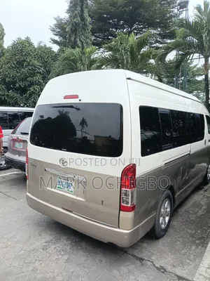 Toyota Hiace Bus for Rent