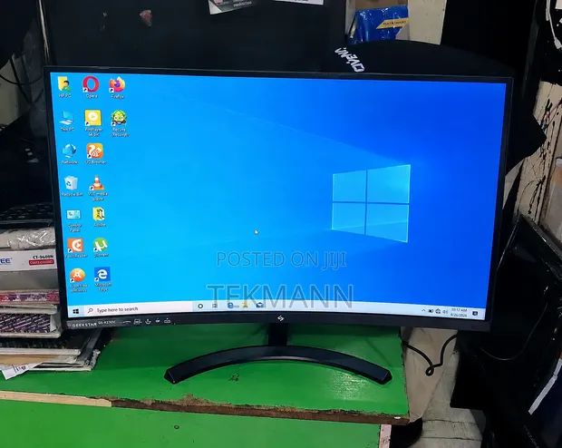 Geekstar GS-R3265CB 32" Curved 165Hz FHD Gaming Monitor - 1