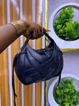 Bottega Veneta Jakar Hannu Matsakaici Baki - 1