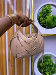 Bottega Veneta Jakar Hannu Matsakaici Baki - 4