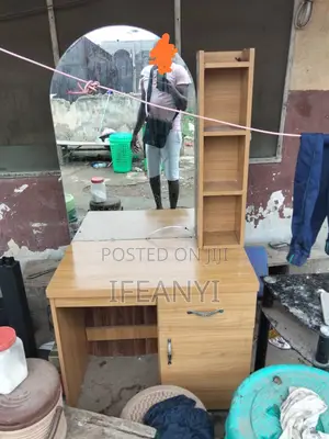 Bedroom Dressing Table with Mirror