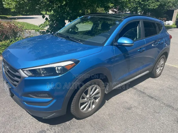 2018 Hyundai Tucson Limited AWD Blue - 1