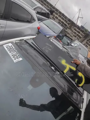 Gilashin Rufin Panoramic na Mercedes-Benz E300 W213 2019