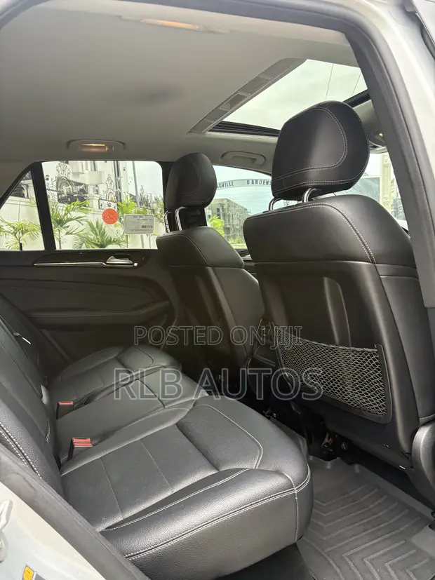 2014 Mercedes-Benz ML350 4MATIC SUV - 1