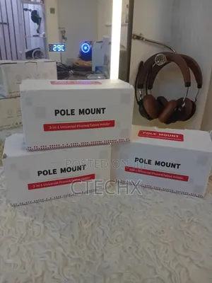 Mount-It! Full Motion Tablet Pole Mount