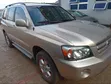 Toyota Highlander 2004 Gold - 4