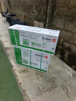 Scanfrost SFACS12INM 1.5HP Inverter AC