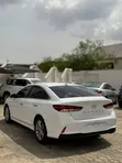 Hyundai Sonata 2018 White - 2