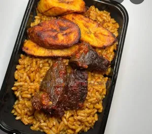 Jollof Rice with Plantain and Beef