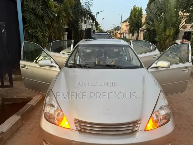 Lexus ES 300 2004 Silver - 1