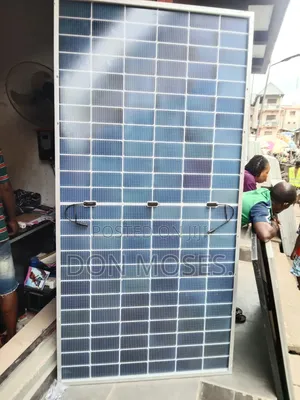 Trina 585W Solar Panel