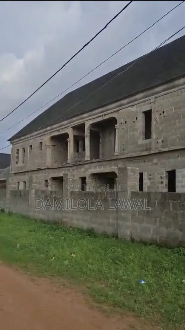 Uncompleted 4-Bedroom Duplex & 2-Bedroom Flats in Ijebu Ode - 1
