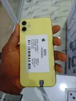 Apple iPhone 11 128GB Yellow - 2