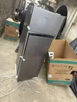 Hisense REF240DR Refrigerator - 2