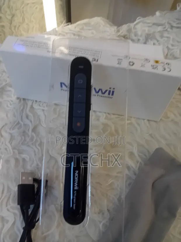 Norwii Rechargeable Wireless Presenter da Red Laser Pointer - 1