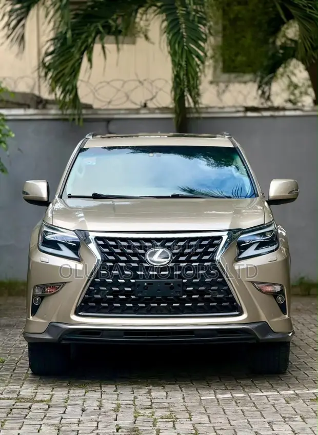 Lexus GX 460 AWD 2023 (An Inganta daga 2016) - 1