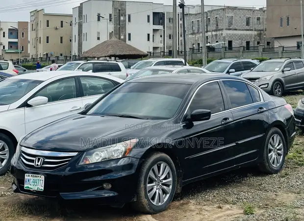 2012 Honda Accord Sedan SE Black - 1