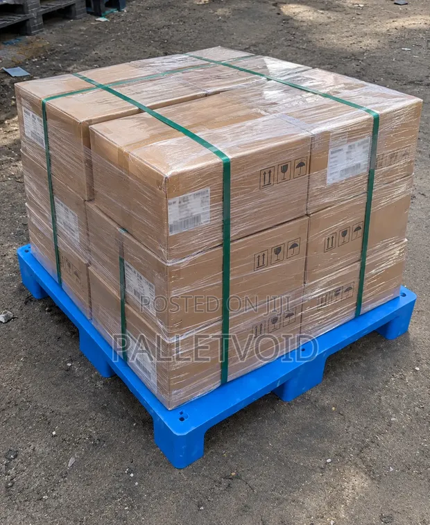 Anti-Slip Plastic Pallet - Brand New - 1