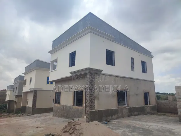 Urgent Sale: 3-Bedroom Detached Duplex in Kuje, Abuja - 1