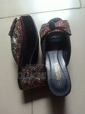 Levinya Turkey Black Block Heel Sandals - Size 9/9.5