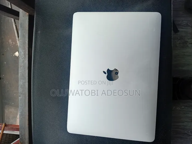 Apple MacBook Pro 2020 8GB Intel Core i5 512GB SSD - 1