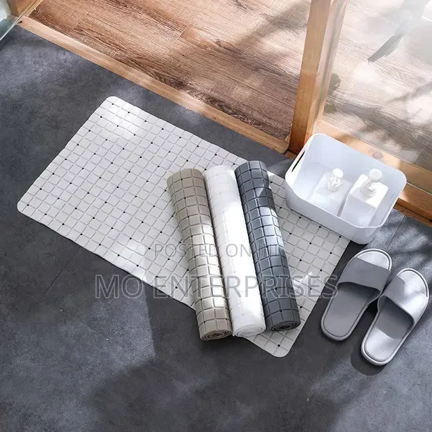 Non-Slip Bathroom Mat - 1