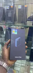New Samsung Galaxy Z Flip6 256GB Blue - 3