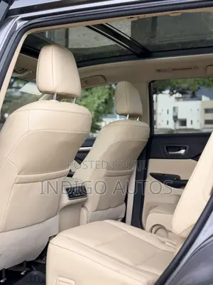 2018 Toyota Highlander Limited Platinum 4x4 V6 SUV