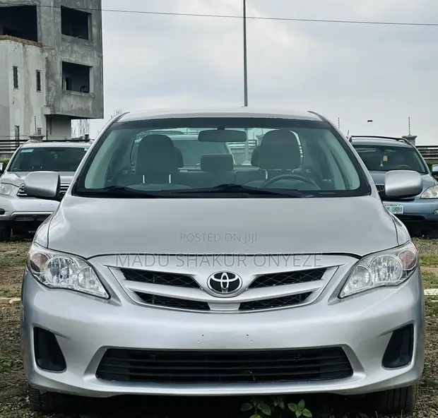 2013 Toyota Corolla LE Sedan - Amfani Da Aka Yi A Kasashen Waje - 1