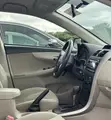 2013 Toyota Corolla LE Zinare - An Samu Daga Ƙasashen Waje - 2