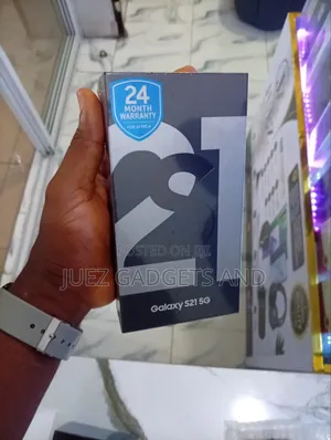 New Samsung Galaxy S21 5G 256GB Black
