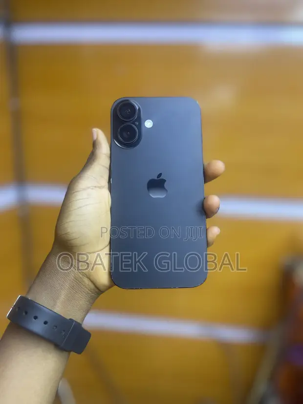 Apple iPhone 16 128GB Black - 1