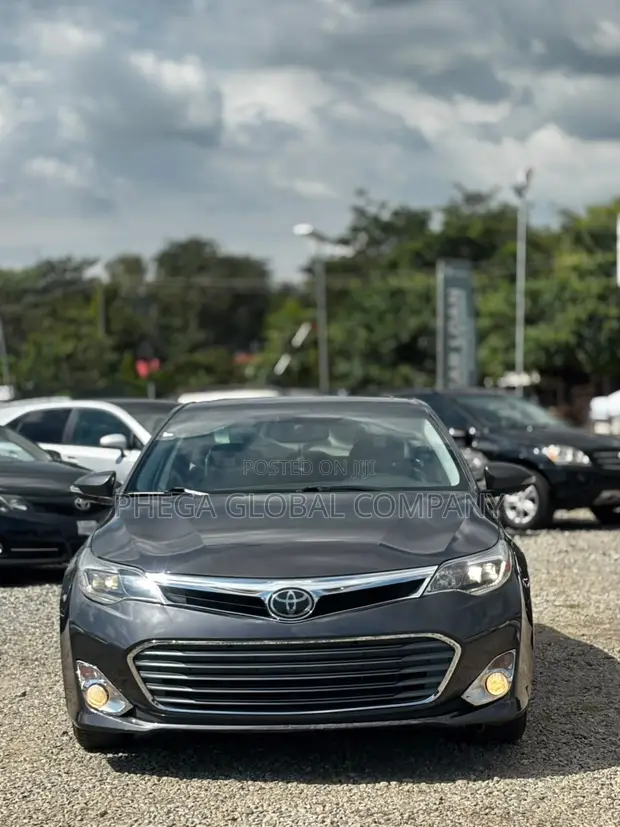 2014 Toyota Avalon Limited Sedan - Foreign Used - 1