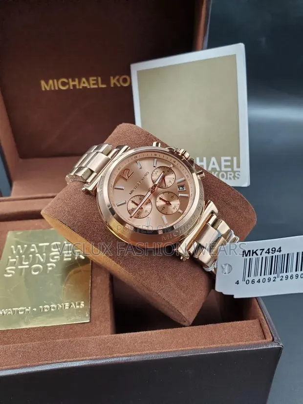 Michael Kors Luxury Women's Watch - 1