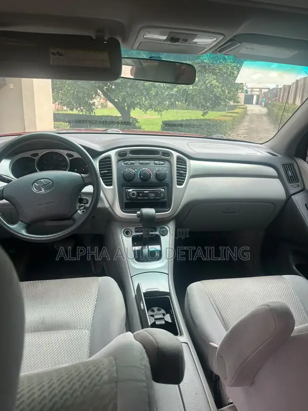 Toyota Highlander 2005 Burgundy - 1